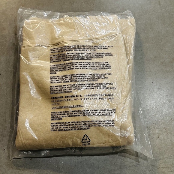 New PacSun x Mike Tyson Boxing Club Hoodie Men’s Sz Medium Cream/Black/Red *RARE - Picture 5 of 5